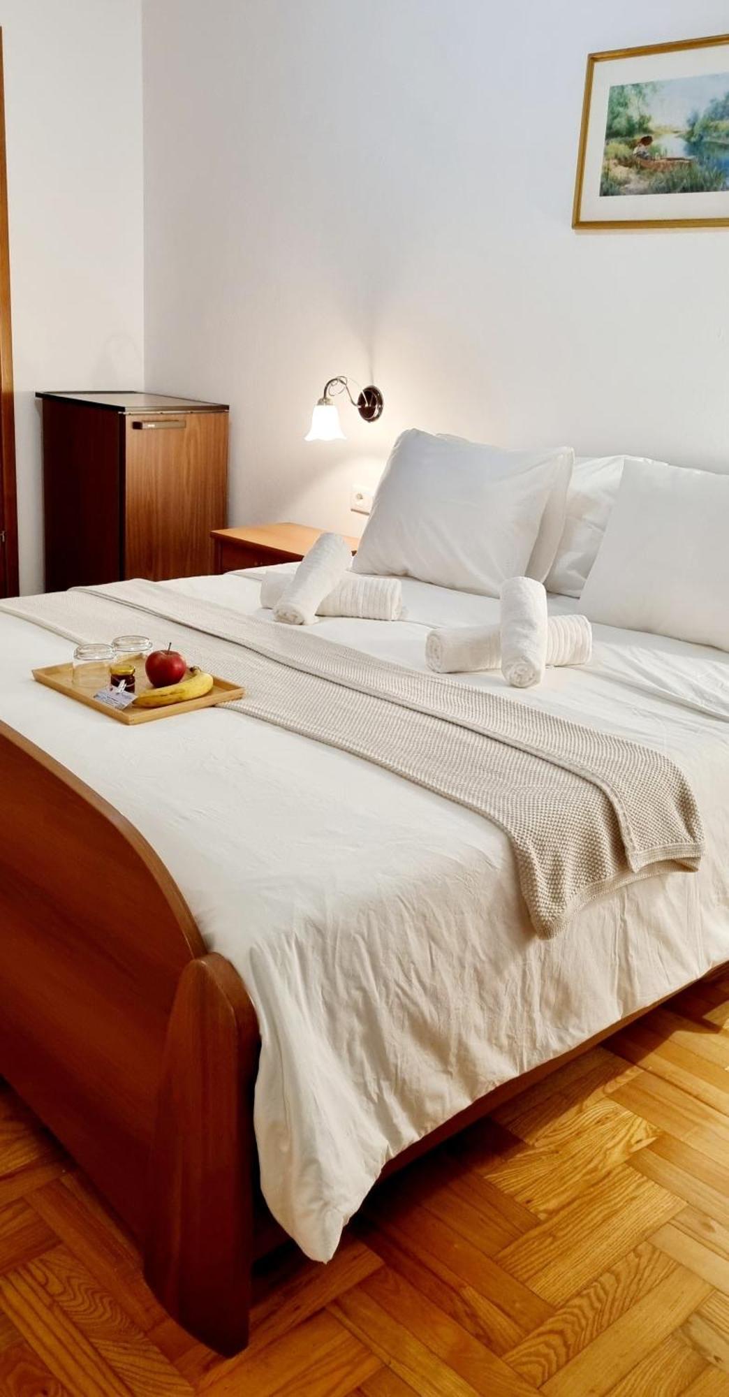 Nadija Rooms 푼타나 외부 사진