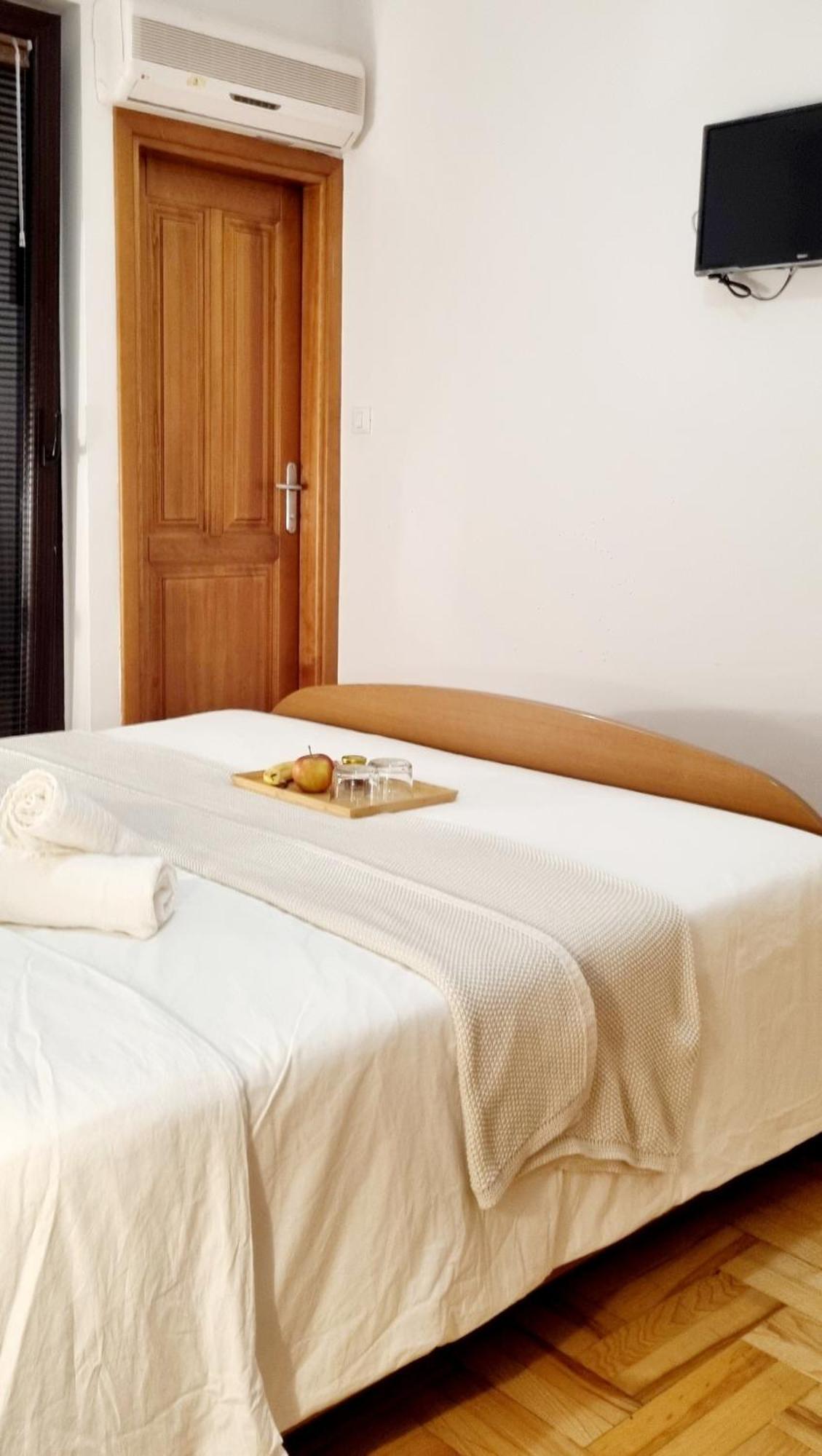 Nadija Rooms 푼타나 외부 사진