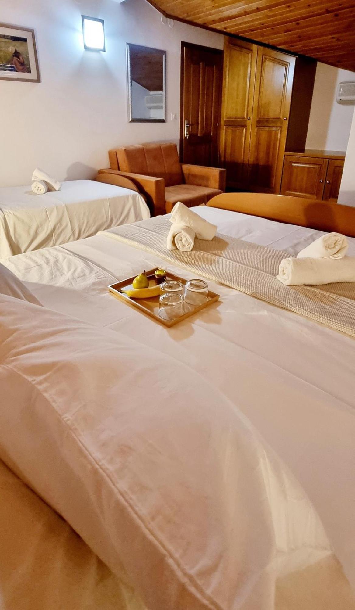 Nadija Rooms 푼타나 외부 사진